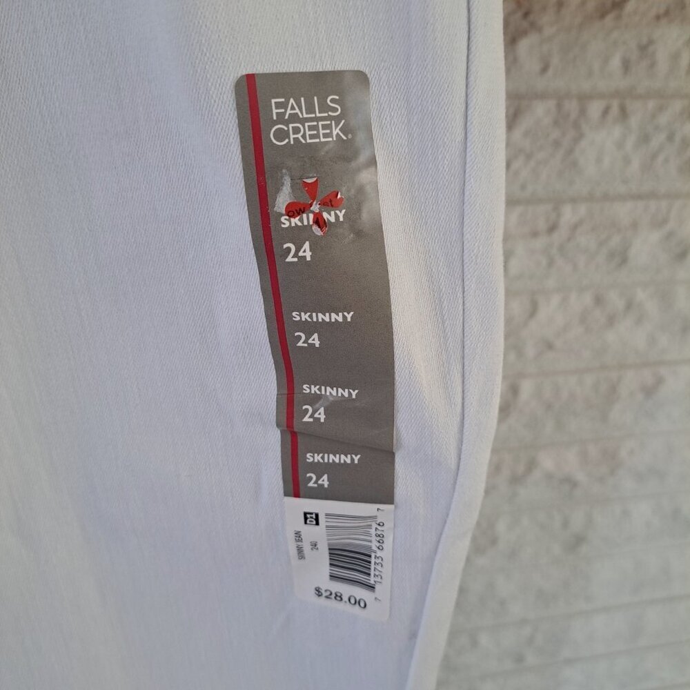 New Falls Creek Plus Size 24 White Pants Skinny Mid Rise Slimming Stretch... - Picture 3 of 10
